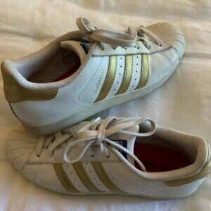 LAST CALL: ICONIC Adidas Superstar White/Gold Clamshell Sneakers Size US 7